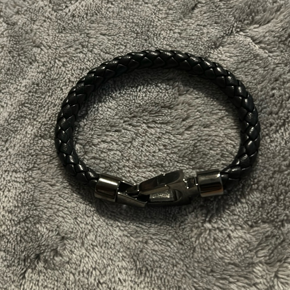 Black leather unisex bracelet